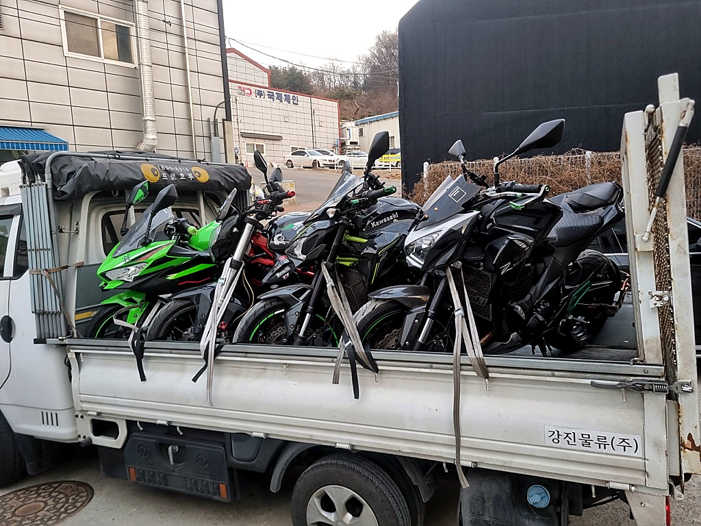 스즈키 V-Strom 650 안전 하차